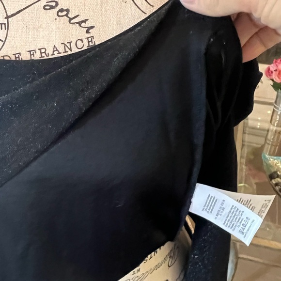 🆕 DKNY Black shimmery Top - Picture 9 of 14